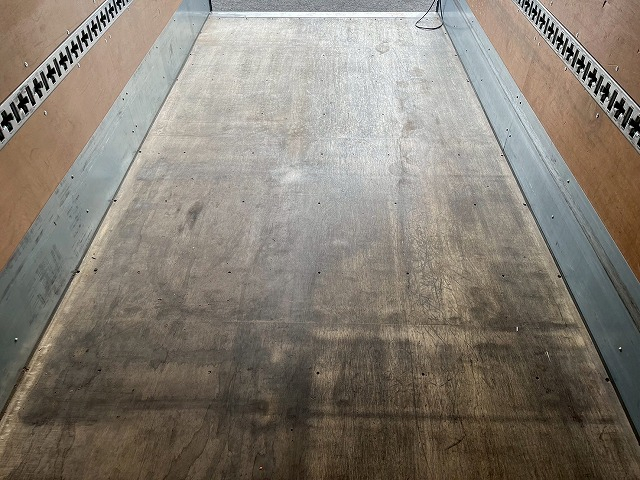 跳上式パワーゲート★標準幅×ロング★車検付!令和8年11月迄|中古トラックの販売・買取・査定のアイナビ