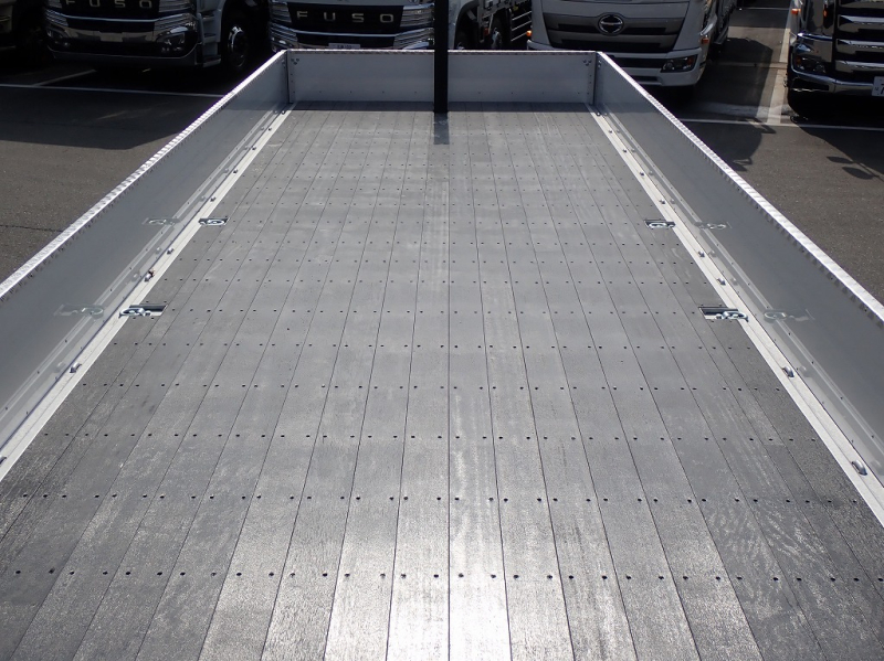 タダノ4段 4軸低床 394PS シフトパイロット あおり5方開|中古トラックの販売・買取・査定のアイナビ