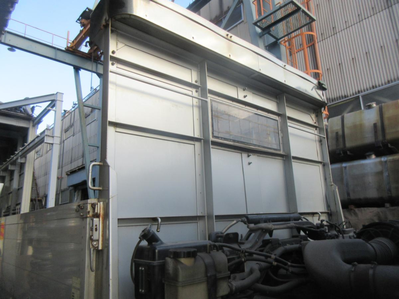 クオン3軸高床リーフサスアルミ平|中古トラックの販売・買取・査定のアイナビ