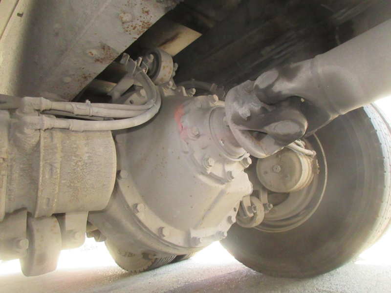 クオン3軸高床リーフサスアルミ平|中古トラックの販売・買取・査定のアイナビ