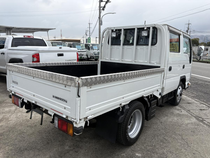 H27 タイタン Wキャブ 4WD|中古トラックの販売・買取・査定のアイナビ
