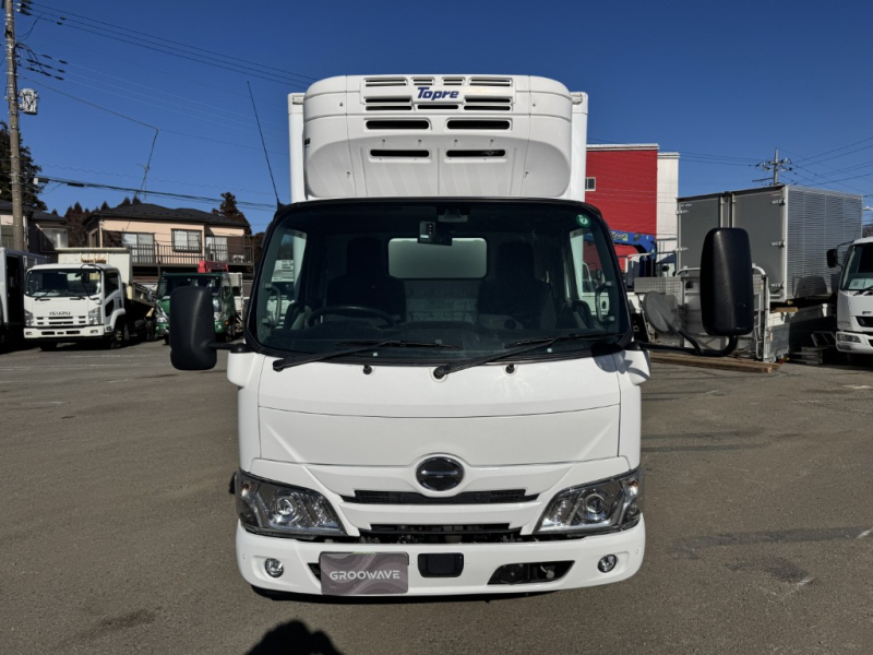 10尺東プレXV22HOC-Q中温設定サイドドア|中古トラックの販売・買取・査定のアイナビ