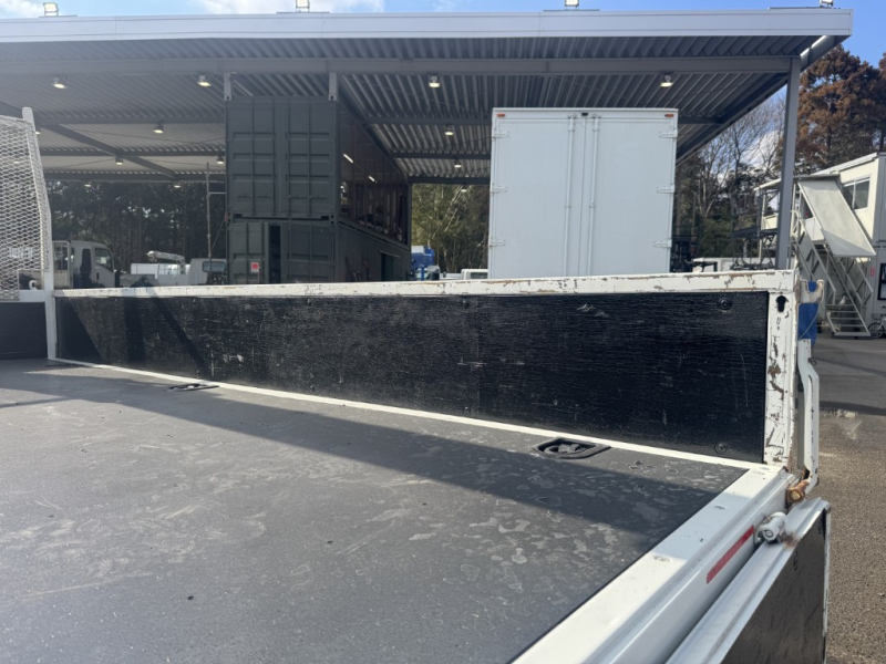 標準ロング2.9t吊4段古河ユニックURG294ラジコン|中古トラックの販売・買取・査定のアイナビ