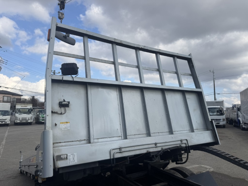 4段クレーン付セーフティーローダー一般用ラジコン車検付|中古トラックの販売・買取・査定のアイナビ