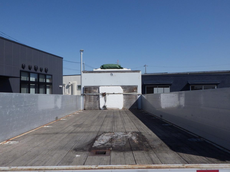 62ワイド アルミ平 後輪エアサス 積載3.3t|中古トラックの販売・買取・査定のアイナビ