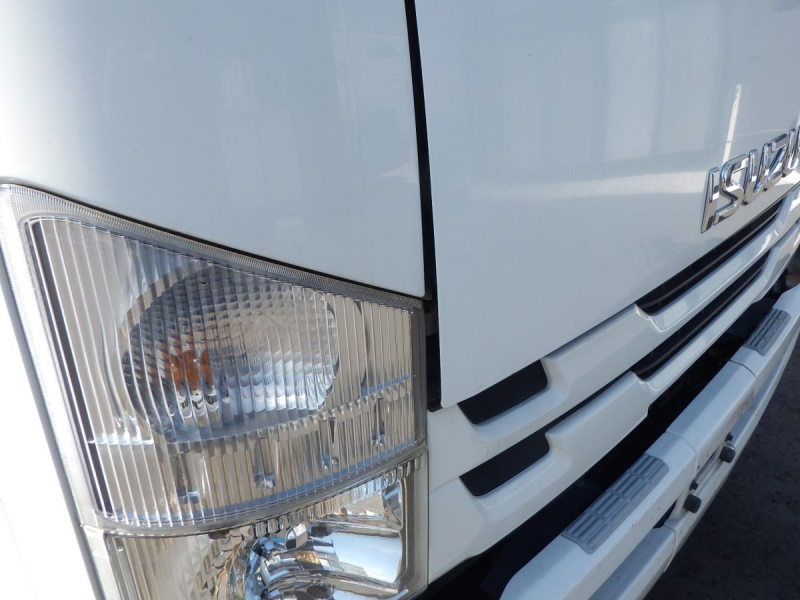 62ワイド アルミ平 後輪エアサス 積載3.3t|中古トラックの販売・買取・査定のアイナビ