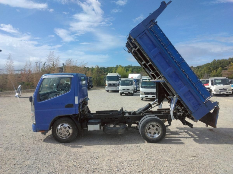 H20年　三菱 キャンター 2.95t 低床 強化ダンプ　No.1033|中古トラックの販売・買取・査定のアイナビ