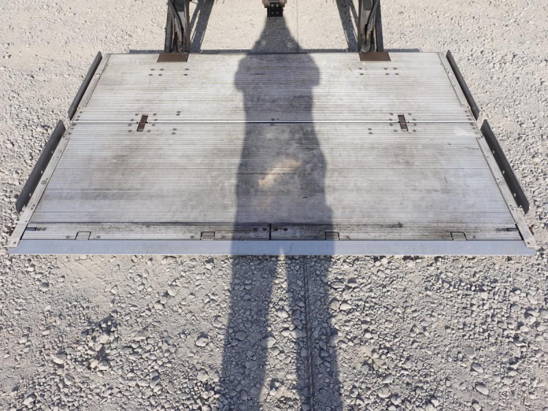 パワーゲート低温冷蔵冷凍ワイド|中古トラックの販売・買取・査定のアイナビ