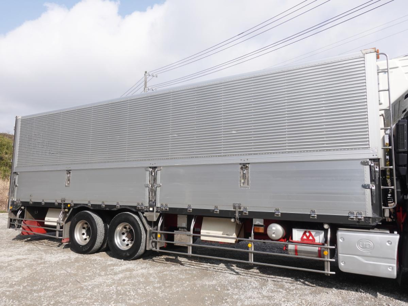 低温冷蔵冷凍アルミウイングアルミウィング大型|中古トラックの販売・買取・査定のアイナビ