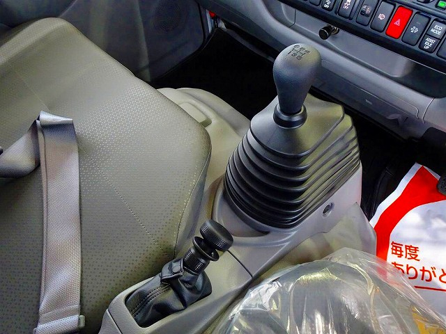 デュトロ2.7t4No.4WDFJL強化ダンプ未使用車|中古トラックの販売・買取・査定のアイナビ