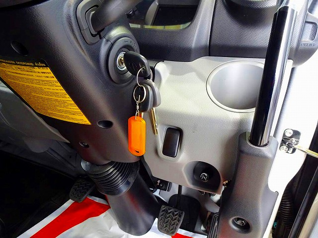 デュトロ2.7t4No.4WDFJL強化ダンプ未使用車|中古トラックの販売・買取・査定のアイナビ