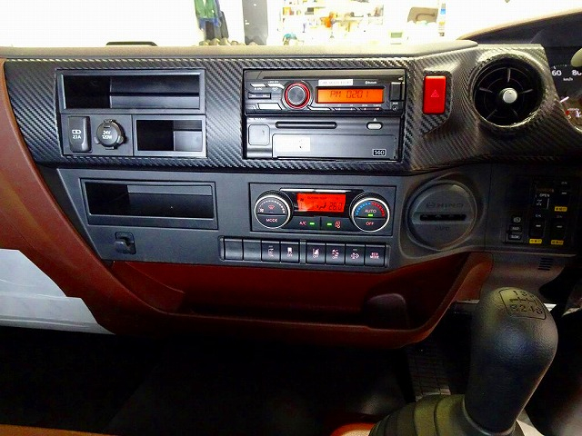 レンジャー5.8t増トン4WD標準ベッド付平ボデー240ps|中古トラックの販売・買取・査定のアイナビ