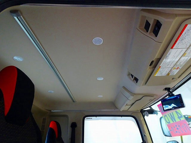 レンジャー5.8t増トン4WD標準ベッド付平ボデー240ps|中古トラックの販売・買取・査定のアイナビ