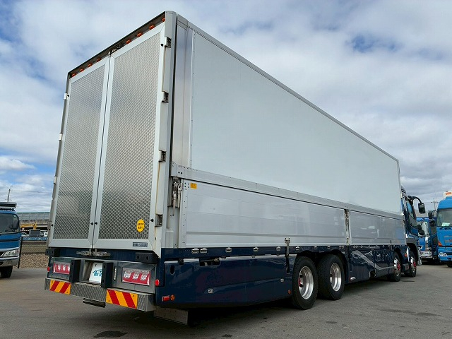 ワンオーナー4軸低床2デフ後輪エアサスパブコエアロ仕様AT|中古トラックの販売・買取・査定のアイナビ