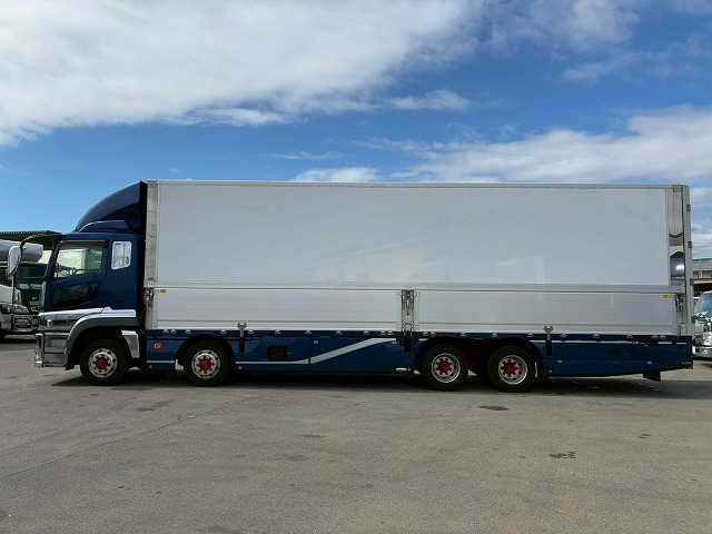 ワンオーナー4軸低床2デフ後輪エアサスパブコエアロ仕様AT|中古トラックの販売・買取・査定のアイナビ