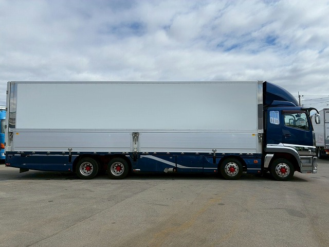 ワンオーナー4軸低床2デフ後輪エアサスパブコエアロ仕様AT|中古トラックの販売・買取・査定のアイナビ