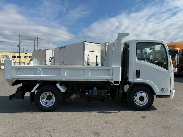 ローダーダンプ新明和工業155馬力6速MTマニュアル|中古トラックの販売・買取・査定のアイナビ