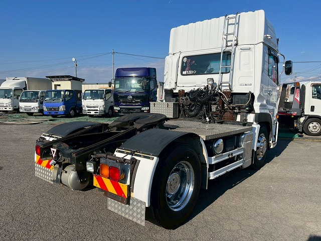 カスタム★ハイルーフ★第5輪11.5トン★ブタ鼻電源コネクター|中古トラックの販売・買取・査定のアイナビ