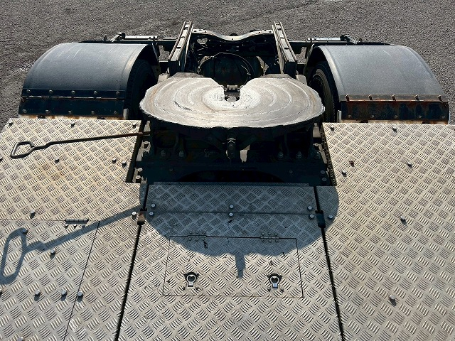 カスタム★ハイルーフ★第5輪11.5トン★ブタ鼻電源コネクター|中古トラックの販売・買取・査定のアイナビ