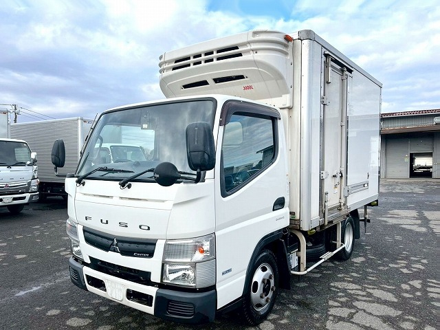 -30℃低温設定★10尺ボディ★左サイド扉★5トン限定・準中型免許|中古トラックの販売・買取・査定のアイナビ