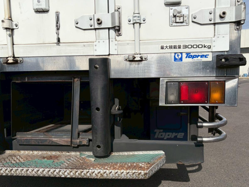 冷蔵冷凍車ワイドロング3トン積載低温-30℃左サイド扉2エバ|中古トラックの販売・買取・査定のアイナビ