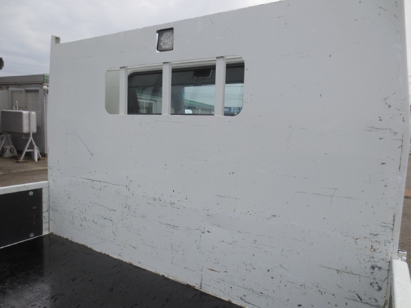 UDカゼット全低床平ボディ|中古トラックの販売・買取・査定のアイナビ