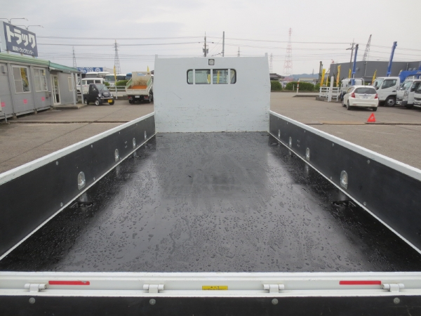 UDカゼット全低床平ボディ|中古トラックの販売・買取・査定のアイナビ