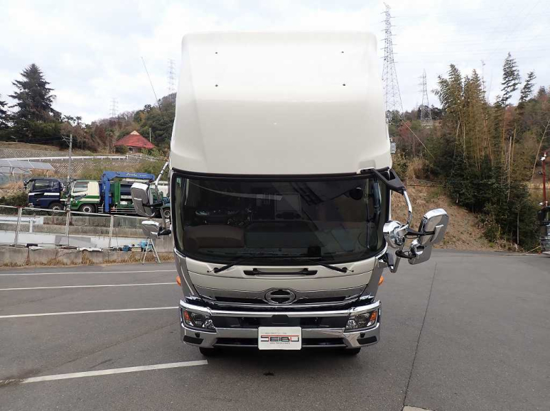 未使用増トンL7200ワイドアルミ平ハイルーフ240PS6速|中古トラックの販売・買取・査定のアイナビ