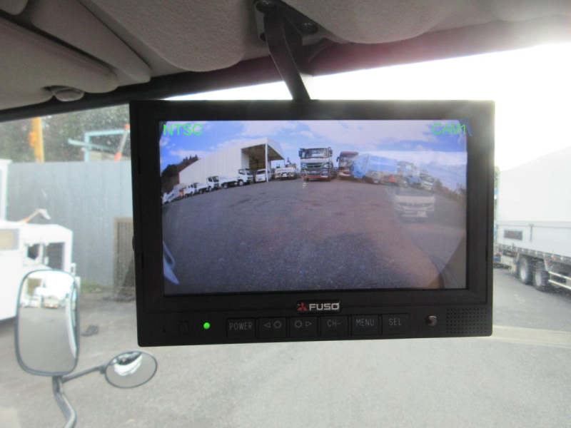 AT Wキャブ 平ボデー 積載2トン 6人乗り !!|中古トラックの販売・買取・査定のアイナビ