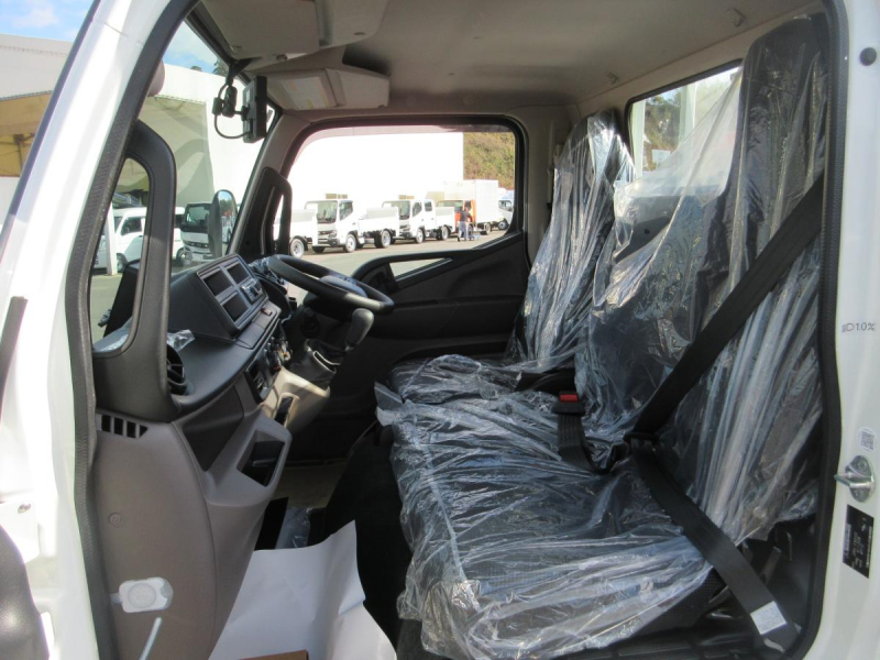 積載3トン 平ボデー 垂直ゲート 高床 5速ミッション !!|中古トラックの販売・買取・査定のアイナビ