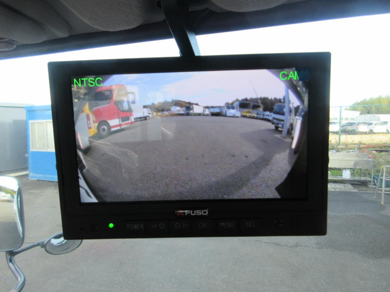 積載量2950Kg 垂直ゲート 平ボデー 高床 5速ミッション|中古トラックの販売・買取・査定のアイナビ