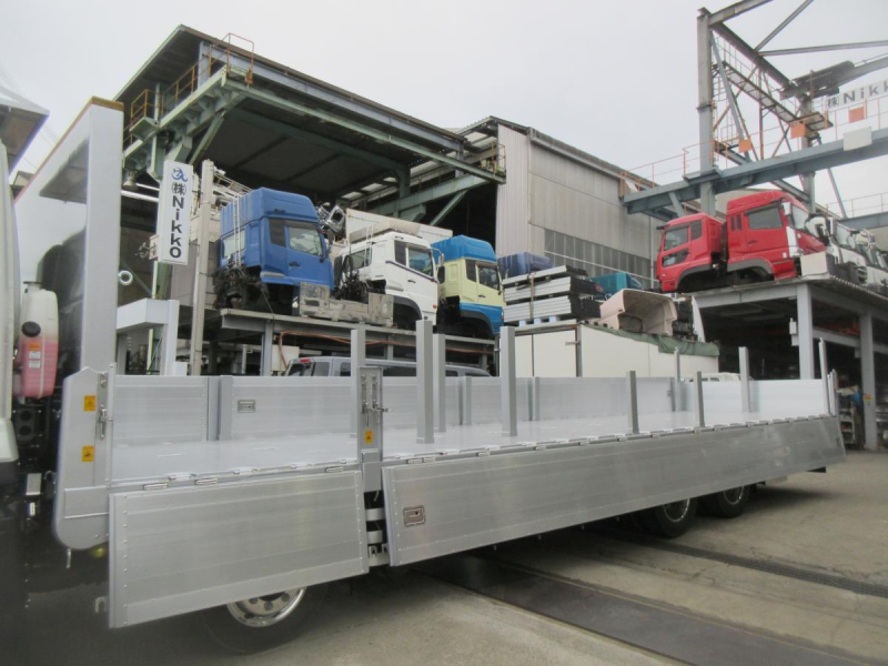 三菱ふそうスーパーグレート平アルミブロック|中古トラックの販売・買取・査定のアイナビ