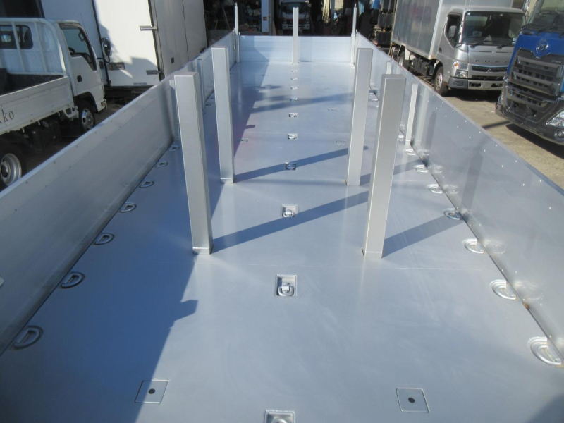 三菱ふそうスーパーグレート平アルミブロック|中古トラックの販売・買取・査定のアイナビ