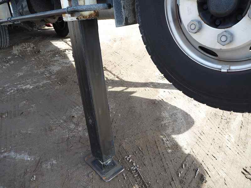 三菱ふそうキャンターセルフローダー自動歩み積載3.75t|中古トラックの販売・買取・査定のアイナビ