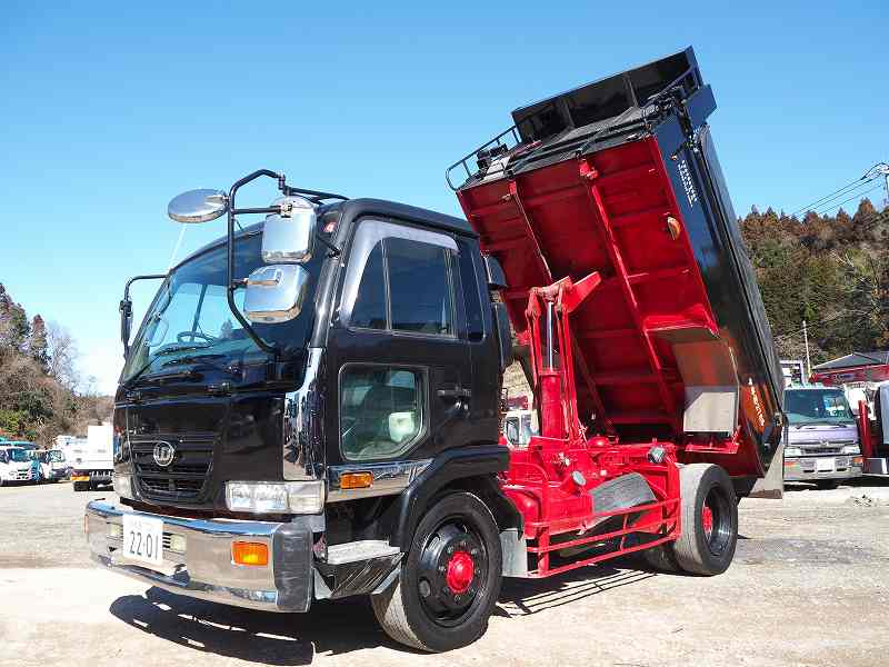 UDトラックスコンドル増トン新明和製ダンプ電動コボレーン|中古トラックの販売・買取・査定のアイナビ