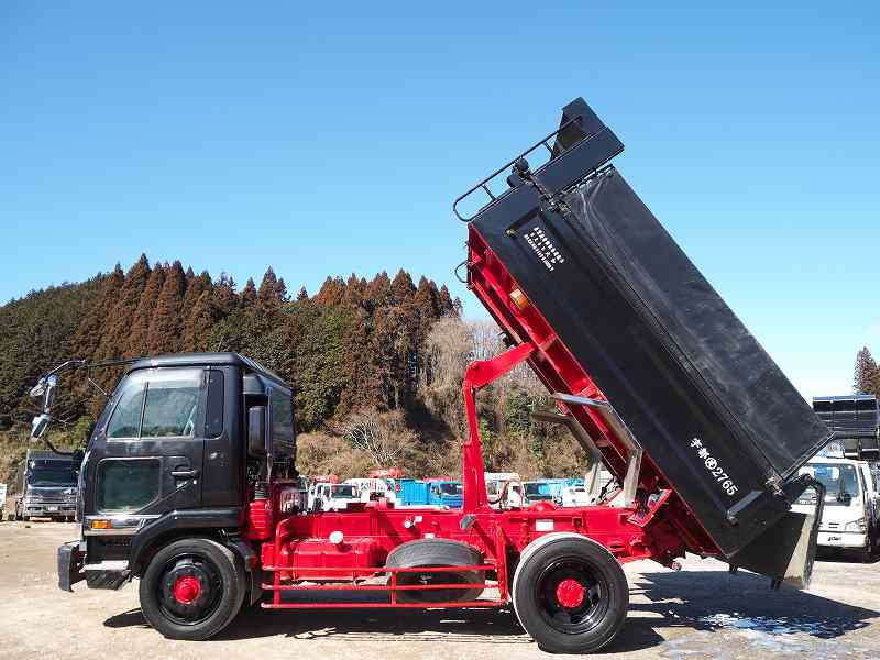 UDトラックスコンドル増トン新明和製ダンプ電動コボレーン|中古トラックの販売・買取・査定のアイナビ