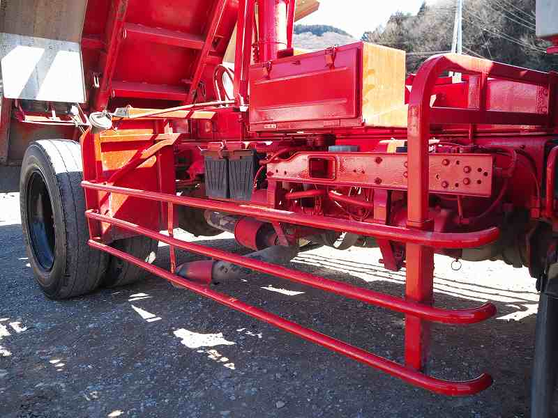 UDトラックスコンドル増トン新明和製ダンプ電動コボレーン|中古トラックの販売・買取・査定のアイナビ