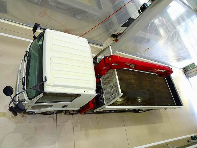 フォワード2.4t標準ベッド付ユニック4段クレーン付210ps|中古トラックの販売・買取・査定のアイナビ