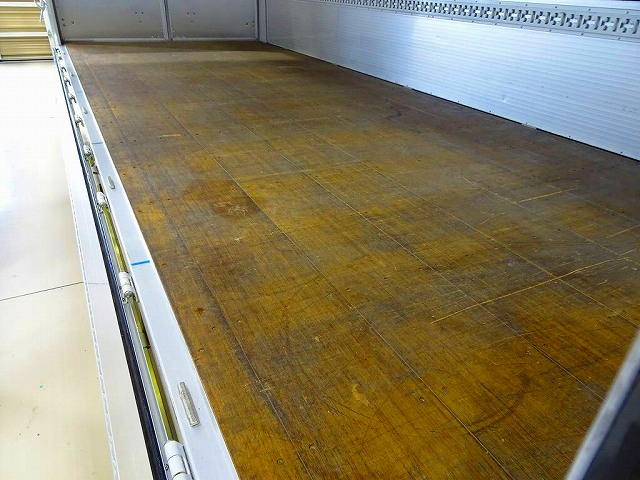 レンジャー2.85tワイドベッド付アルミウイング240ps|中古トラックの販売・買取・査定のアイナビ