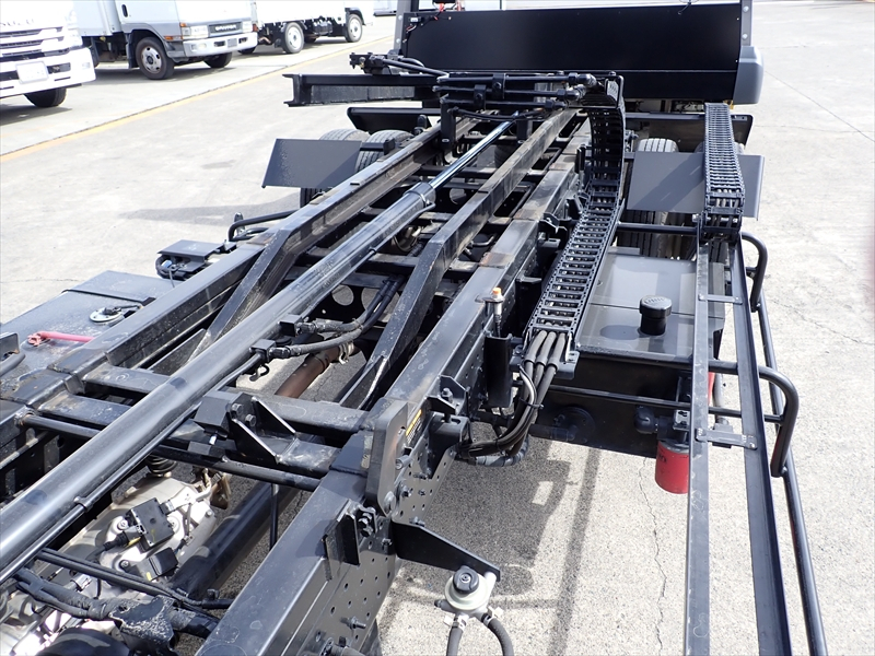 【352334】いすゞ エルフ セーフティーローダー|中古トラックの販売・買取・査定のアイナビ