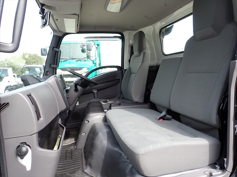 【352334】いすゞ エルフ セーフティーローダー|中古トラックの販売・買取・査定のアイナビ