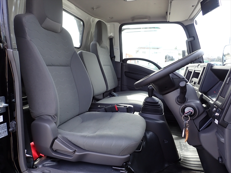 【352334】いすゞ エルフ セーフティーローダー|中古トラックの販売・買取・査定のアイナビ