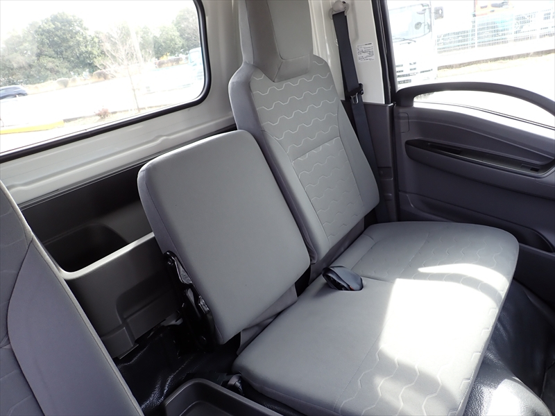 【352334】いすゞ エルフ セーフティーローダー|中古トラックの販売・買取・査定のアイナビ