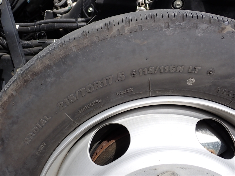 【352334】いすゞ エルフ セーフティーローダー|中古トラックの販売・買取・査定のアイナビ