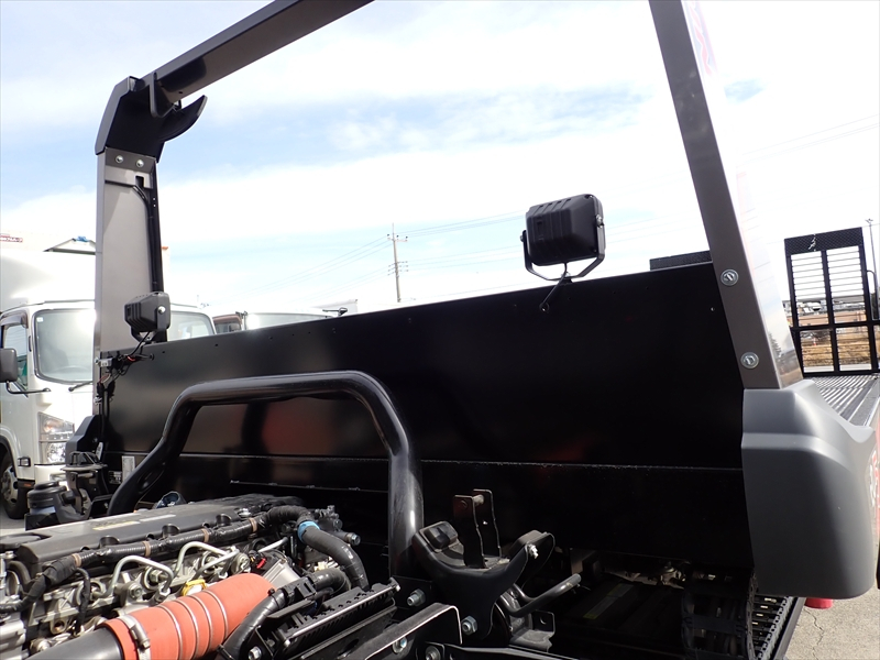 【352334】いすゞ エルフ セーフティーローダー|中古トラックの販売・買取・査定のアイナビ