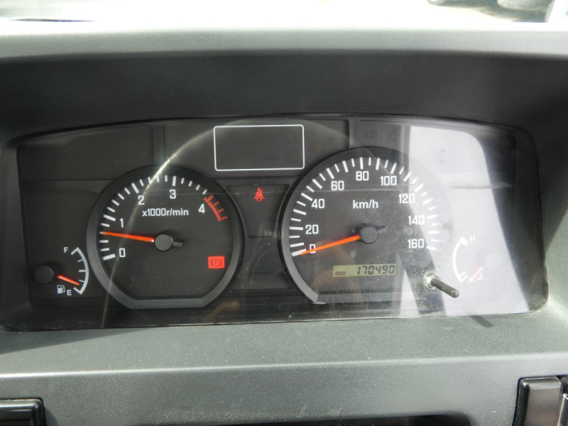 H232トン 平ボディ マニュアルパワーゲート付き|中古トラックの販売・買取・査定のアイナビ