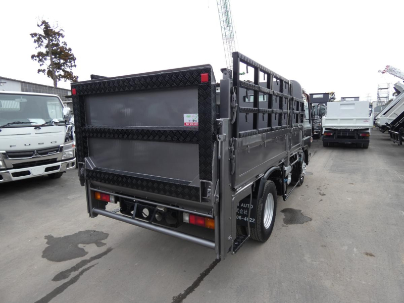 H 26 1.2トン　4WD平ボディ　パワーゲート|中古トラックの販売・買取・査定のアイナビ