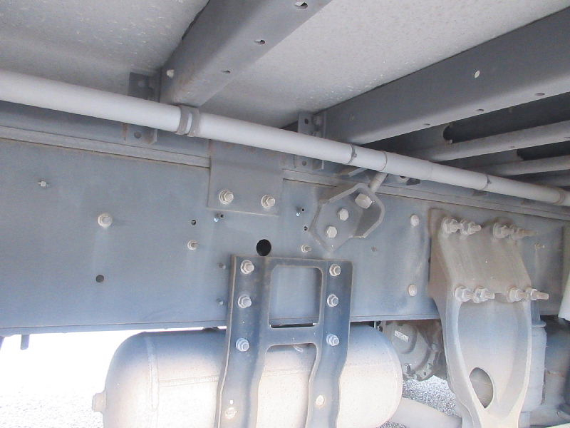 ★9650*2410*2680★4軸低床★7MT★アルミホイール★|中古トラックの販売・買取・査定のアイナビ