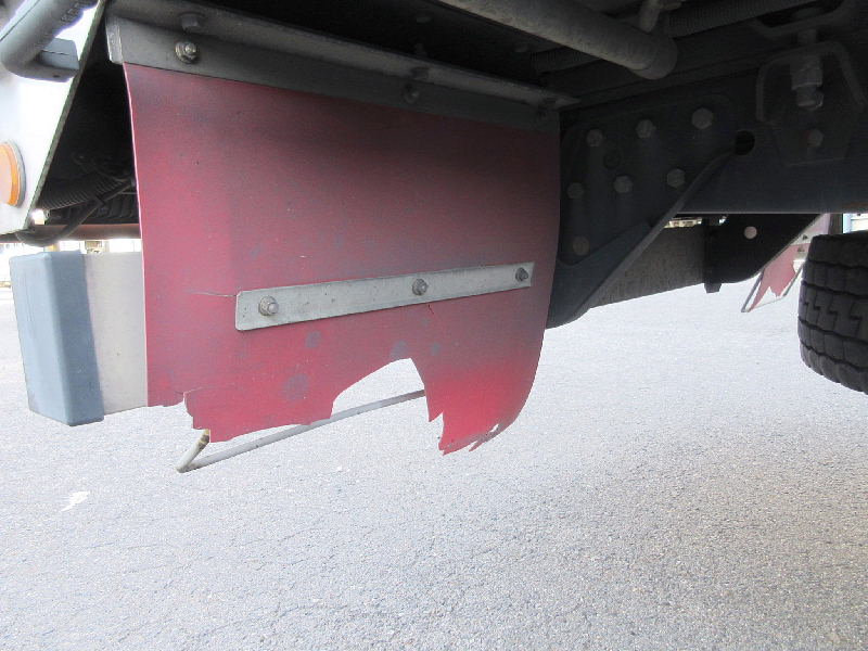 ★9650*2410*2680★4軸低床★7MT★アルミホイール★|中古トラックの販売・買取・査定のアイナビ