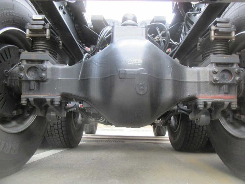 クオン第五輪20トン未使用ハイルーフトラクタ|中古トラックの販売・買取・査定のアイナビ